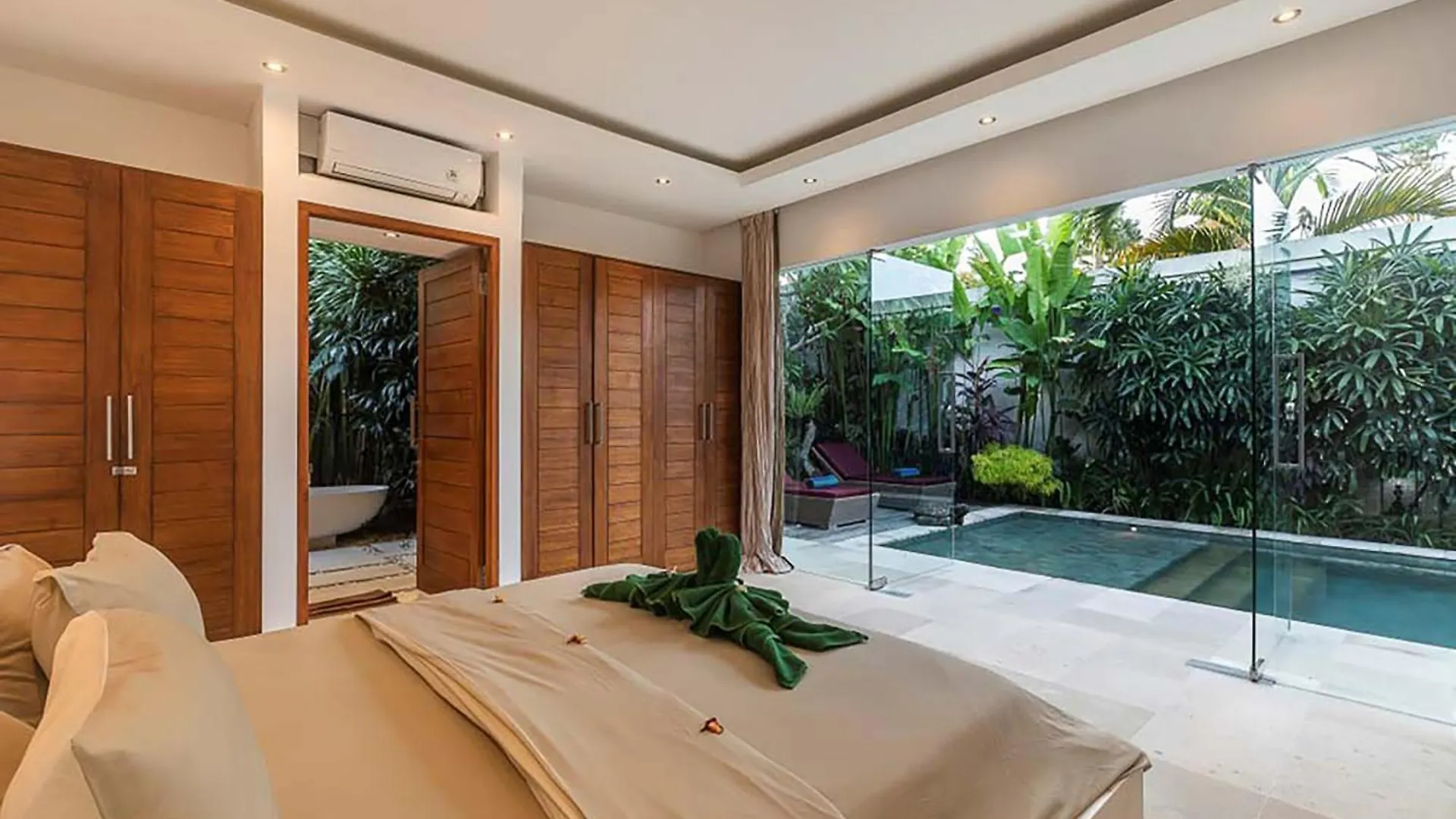 Villa Kallayaan By Optimum Bali Villas Seminyak